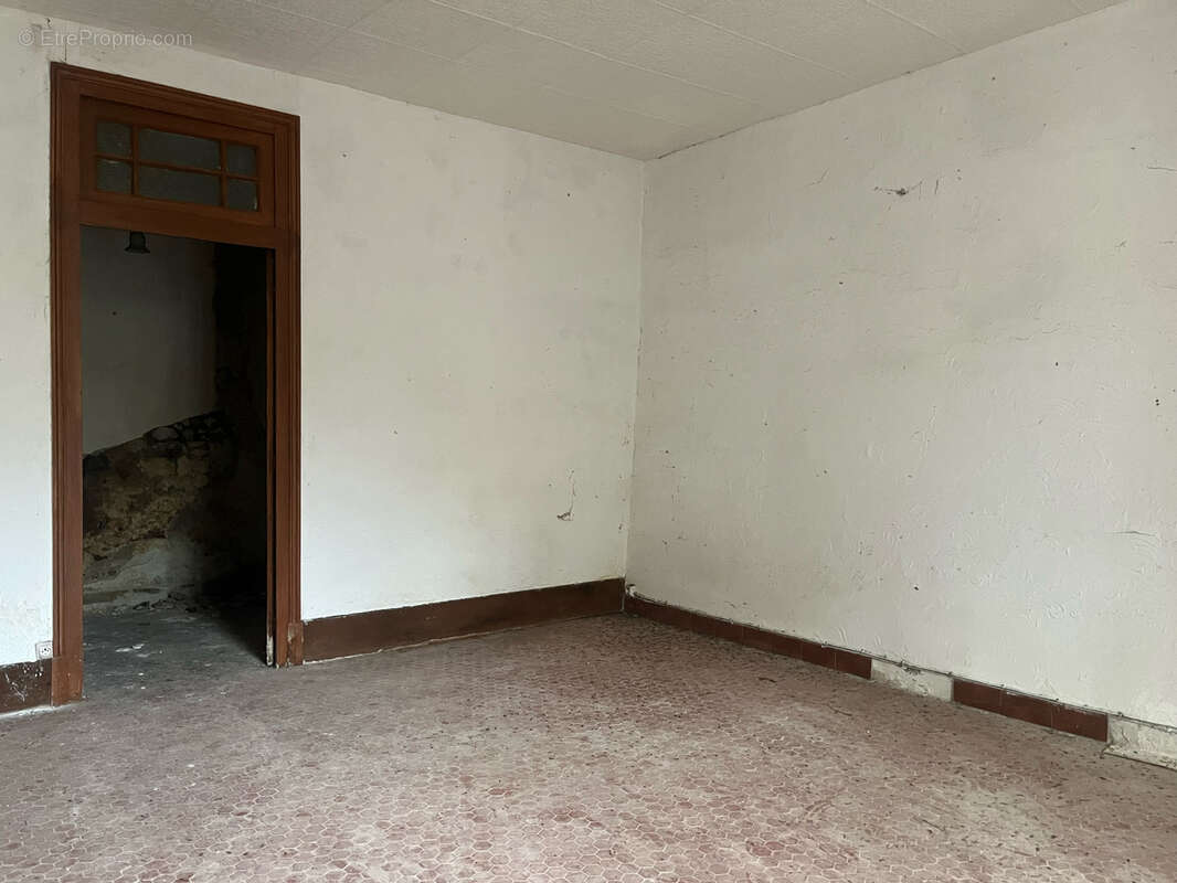 Maison à LEGUILLAC-DE-L&#039;AUCHE