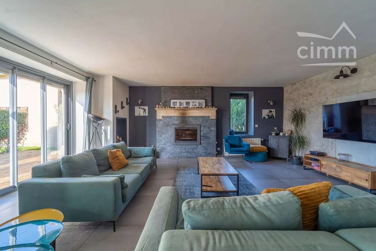 Maison à LA CHARITE-SUR-LOIRE