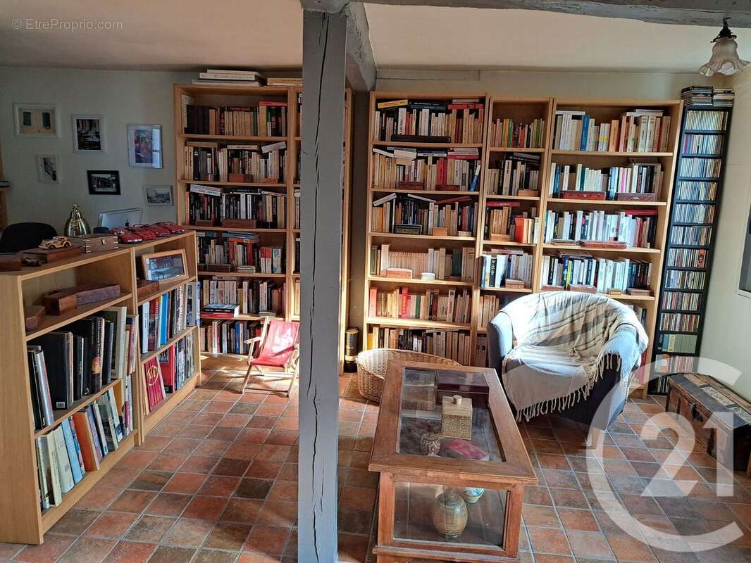 Maison à MONTREUIL-L'ARGILLE