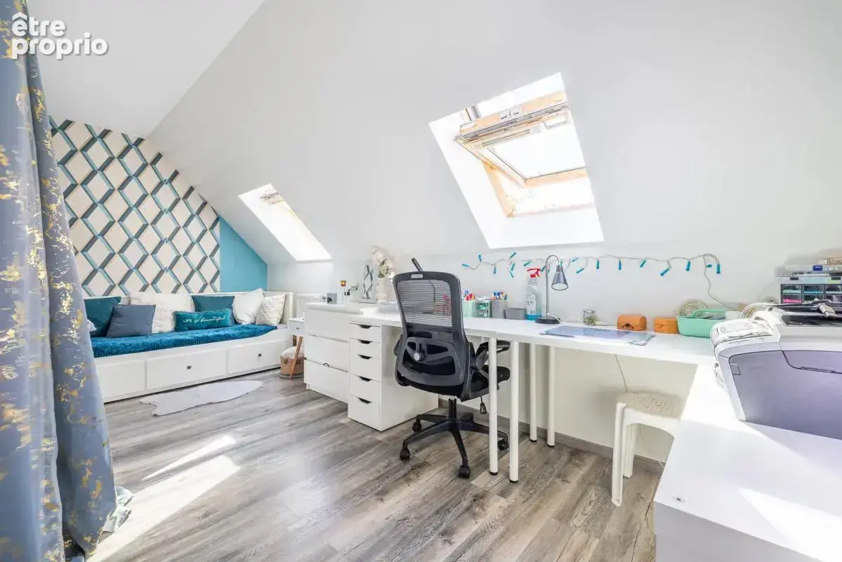 Maison de 6 pièces de 130 m² à Corbeil-Essonnes - photo 13