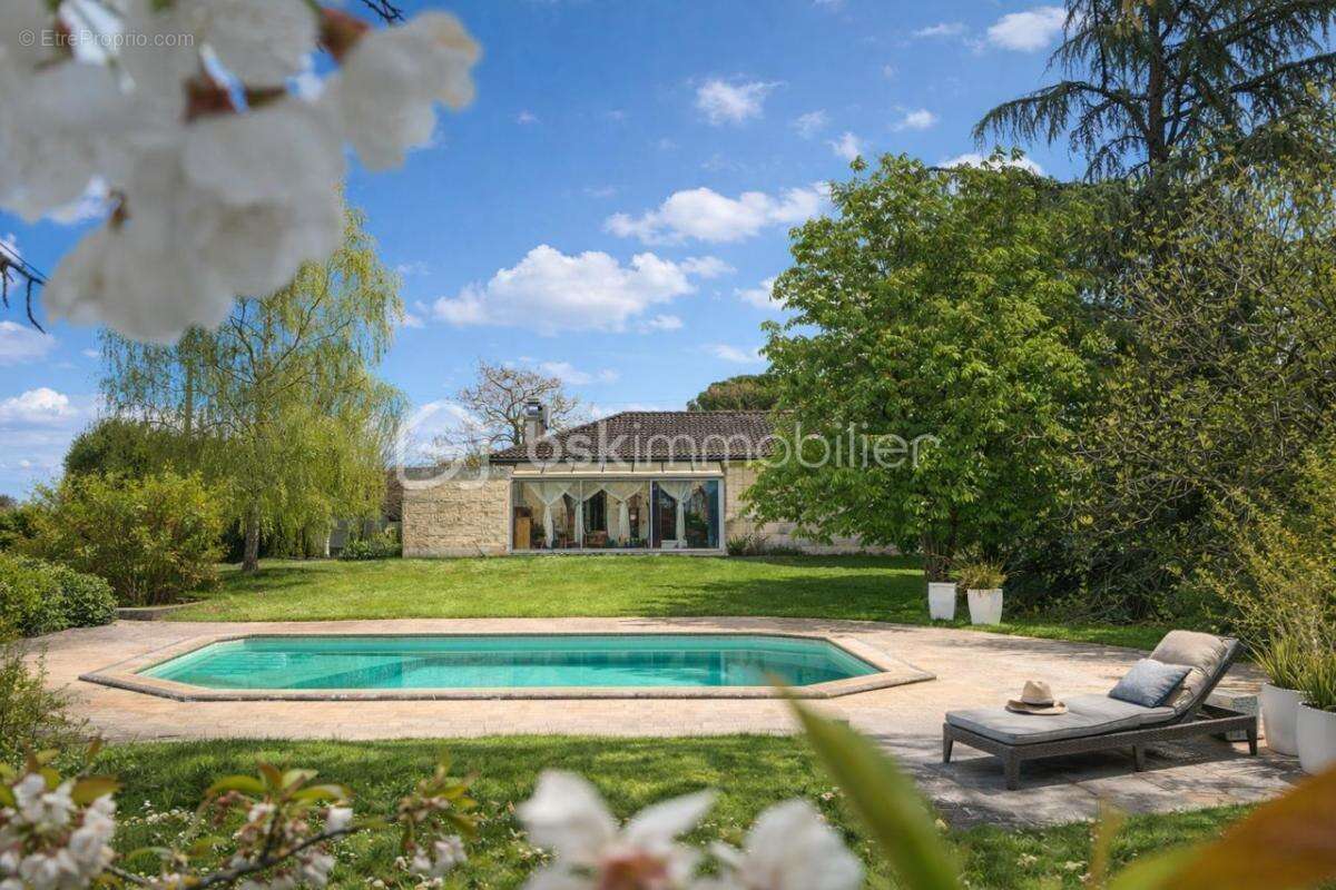  Maison 5 pièces – 134 m²  Terrain 2400M² Garage et Pisicine – Xambes- 9KM de MANSLES - photo 10