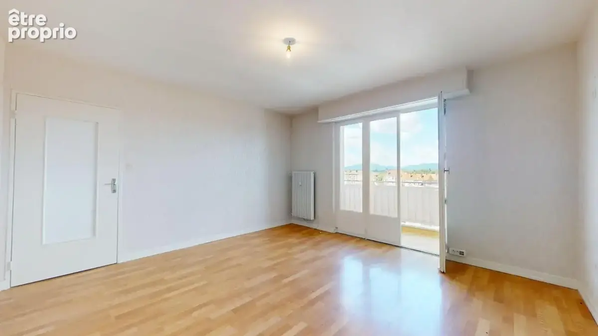 Appartement F3 de 62,43 m² avec balcons, cave et garage - photo 2
