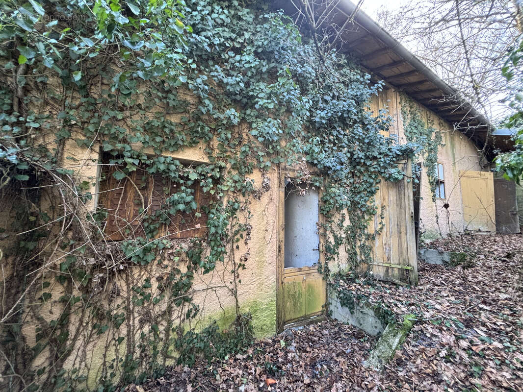 Maison à BELLERIVE-SUR-ALLIER