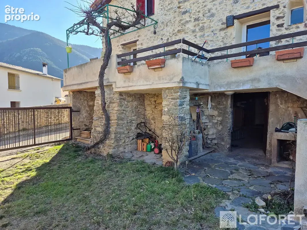 Maison Escaro avec jardin et dépendance - photo 1