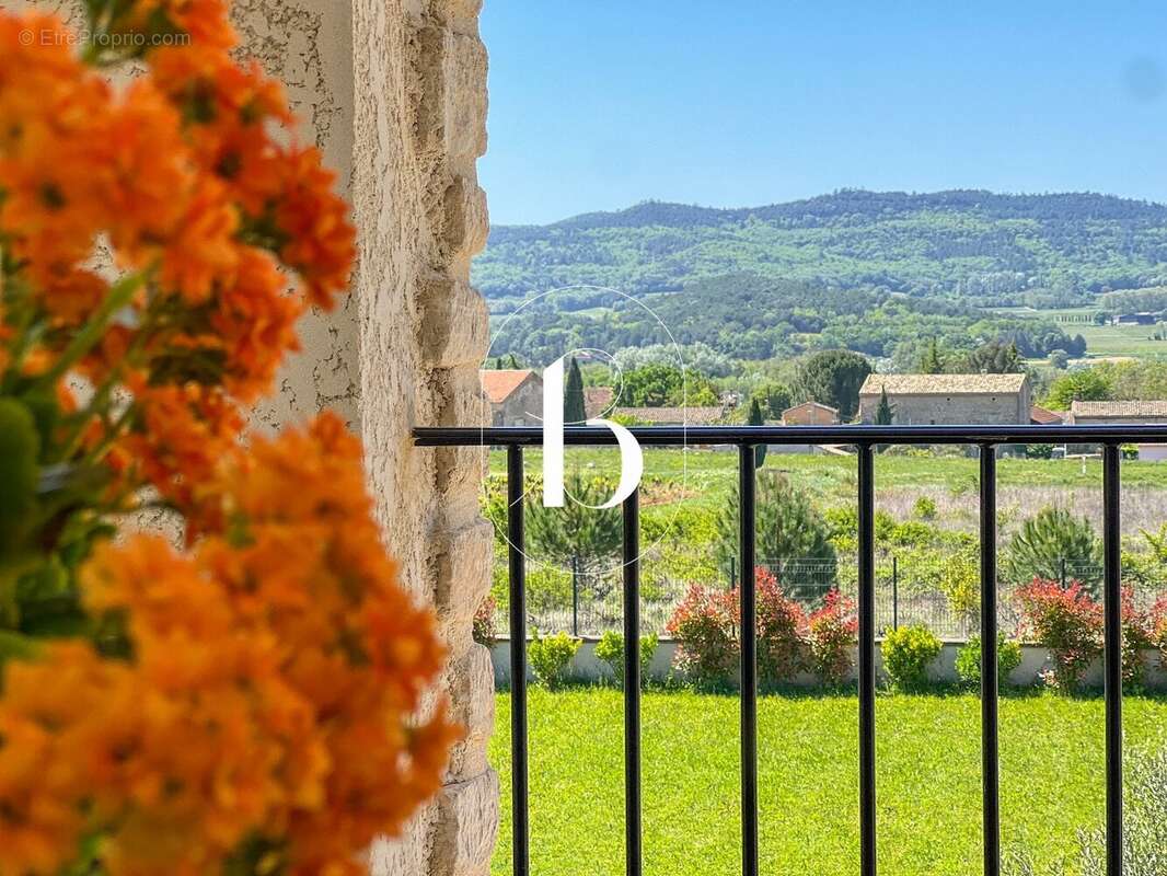 Maison à GOUDARGUES