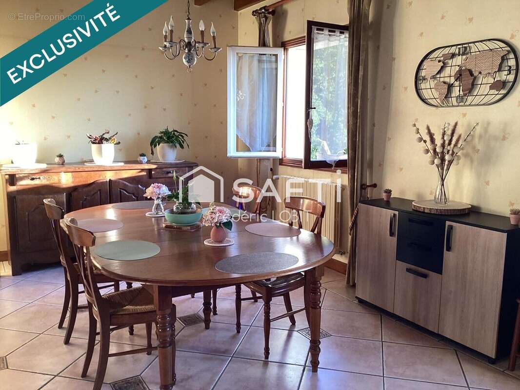Maison 97 m² à Puynormand  - photo 3