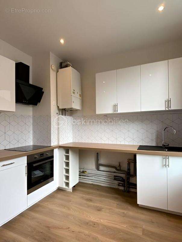 Immeuble de rapport en monopropriete - 4 lots - 300 m² - hypercentre de sedan - photo 4