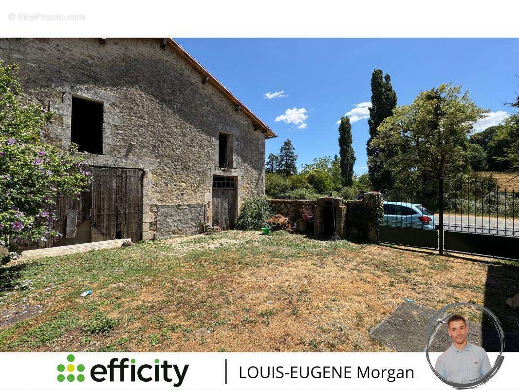 Maison à CHARROUX