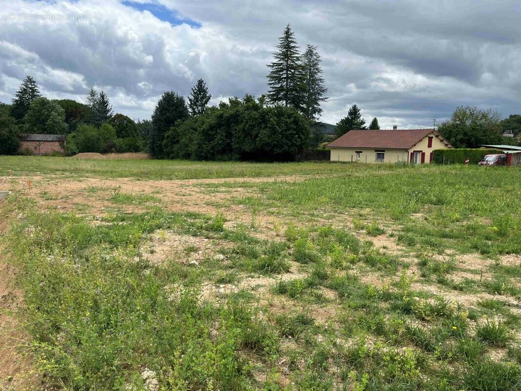 Terrain à CAHORS