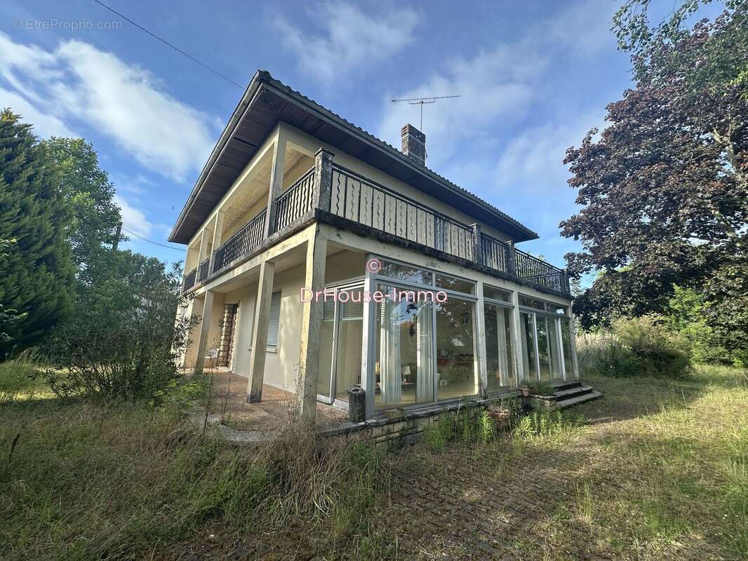 Maison à AVENSAN