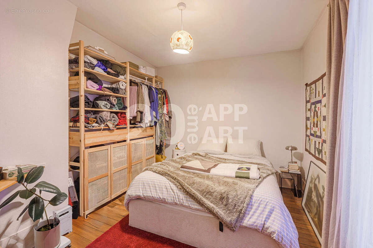 Appartement à PARIS-20E