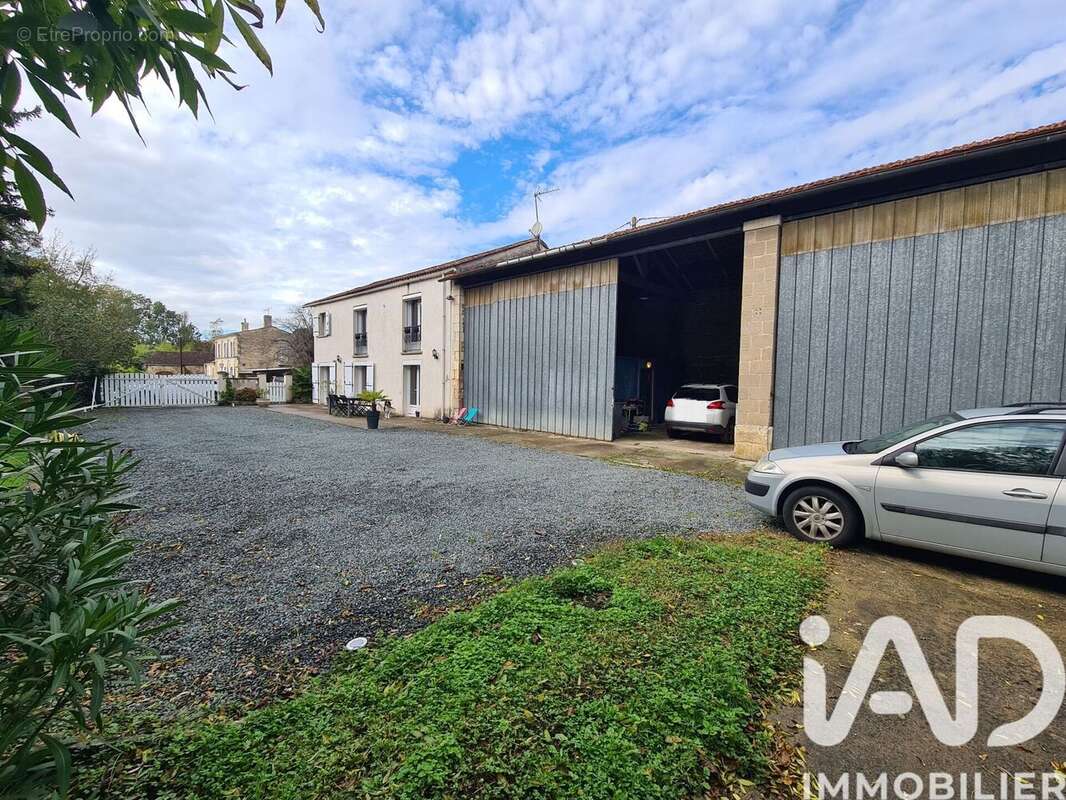 Photo 4 - Maison à SAINT-SAVINIEN