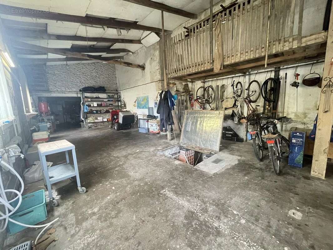 Maison à LA VICOMTE-SUR-RANCE