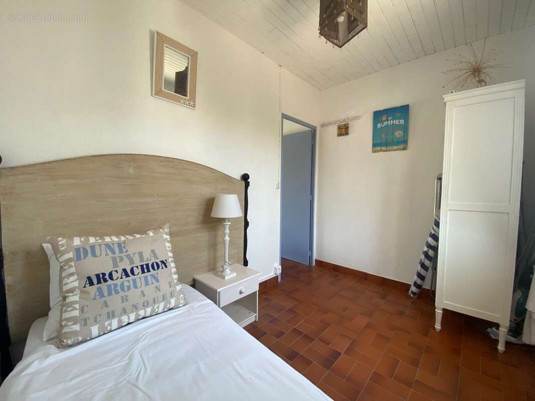 Maison à ARES