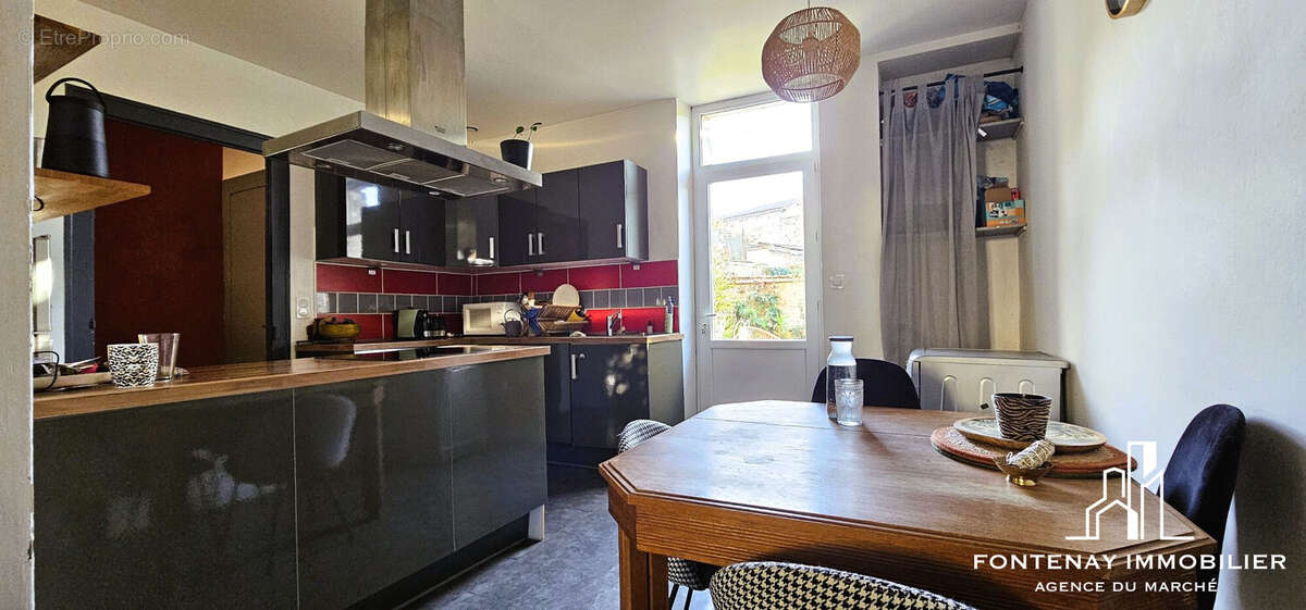 Maison à FONTENAY-LE-COMTE