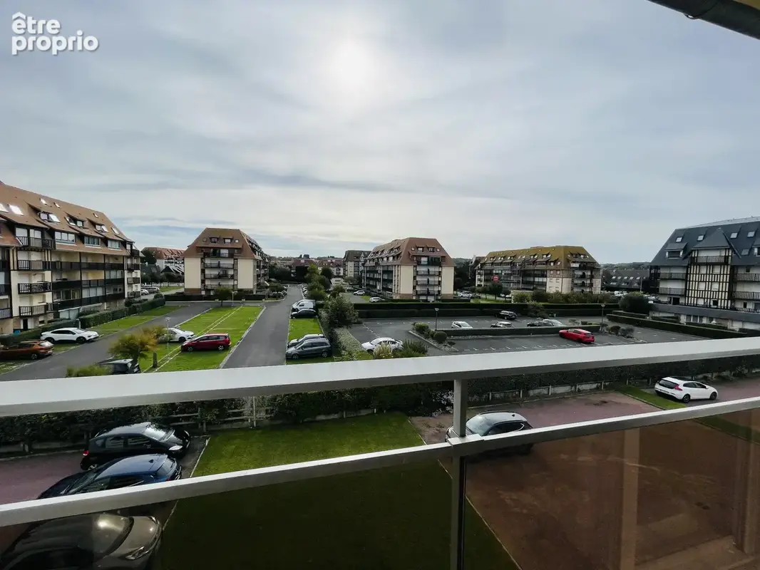 20 m plage ! superbe 2 pièces de 31,54m2 plein + cave + parking - photo 9