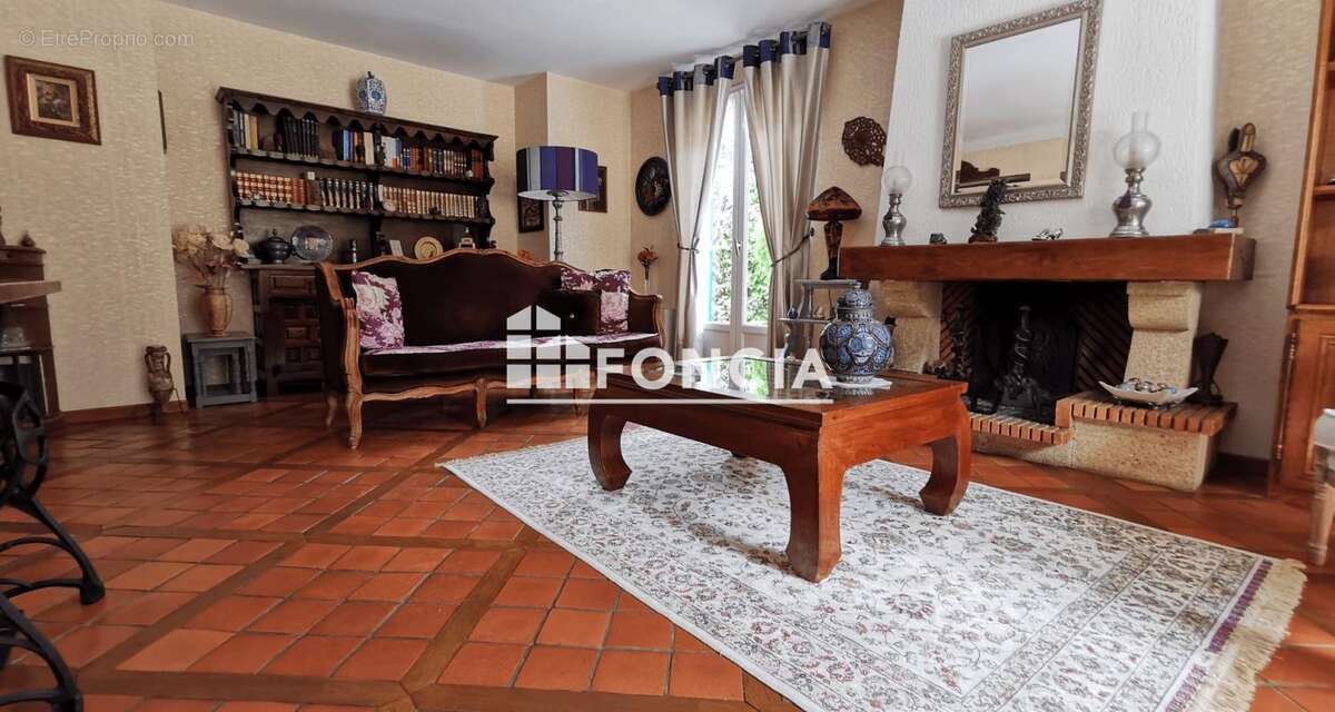 Maison à BOISSISE-LE-ROI