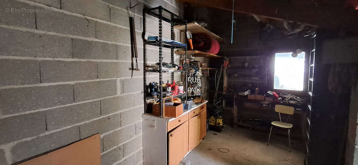 Maison à VENDEUVRE-DU-POITOU