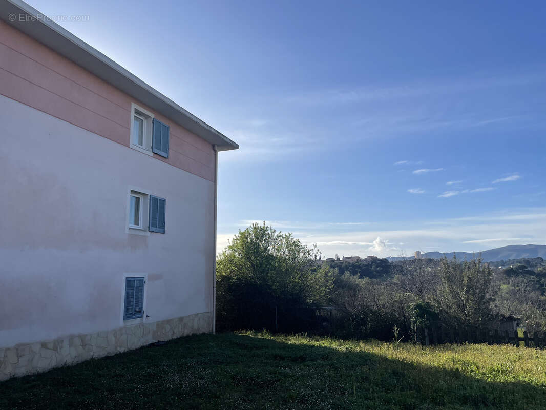 Appartement à MARSEILLE-13E