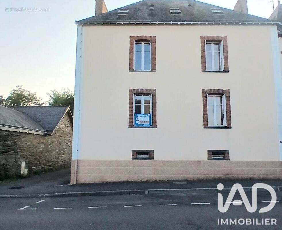 Photo 1 - Maison à GUEMENE-PENFAO