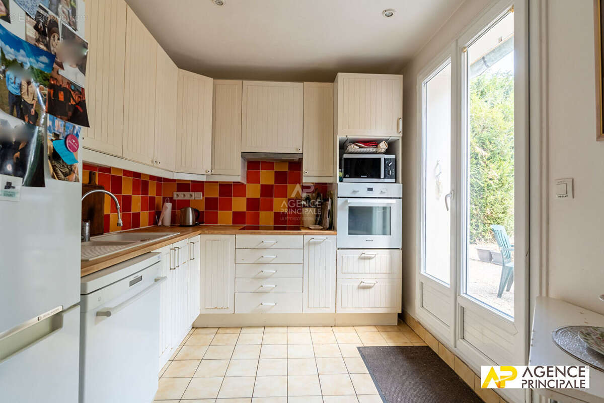 Maison Le Mesnil Le Roi 5 pièce(s) 113.65 m2 - photo 5