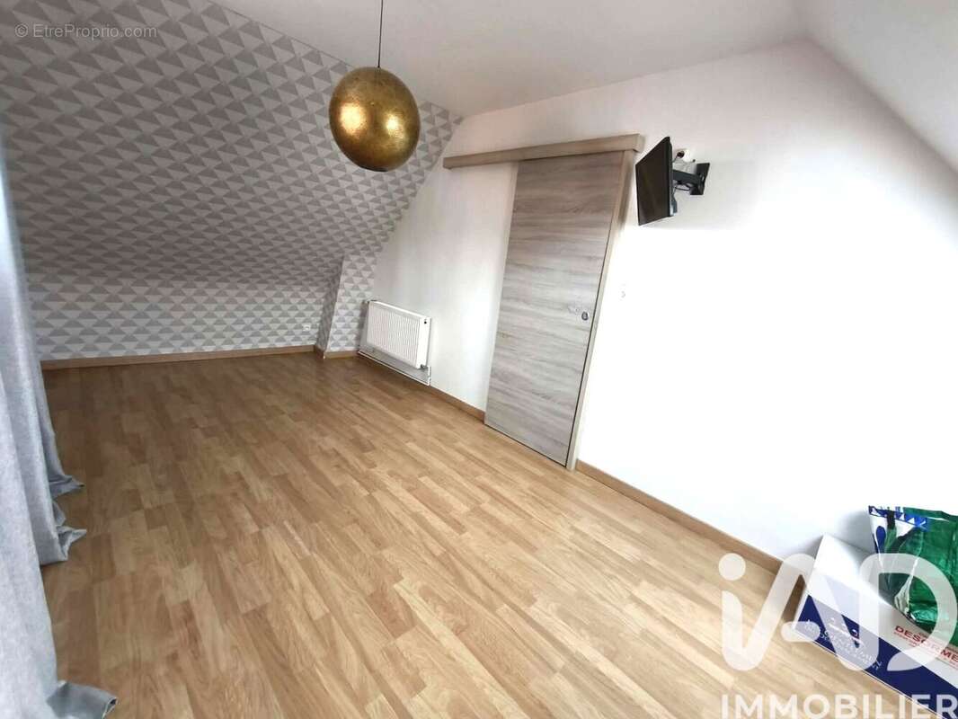 Maison 91 m² à Beauchamps  - photo 6