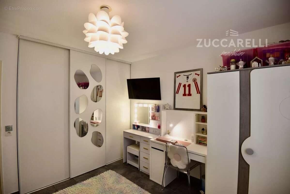 Appartement à SAINT-MARTIN-DU-VAR