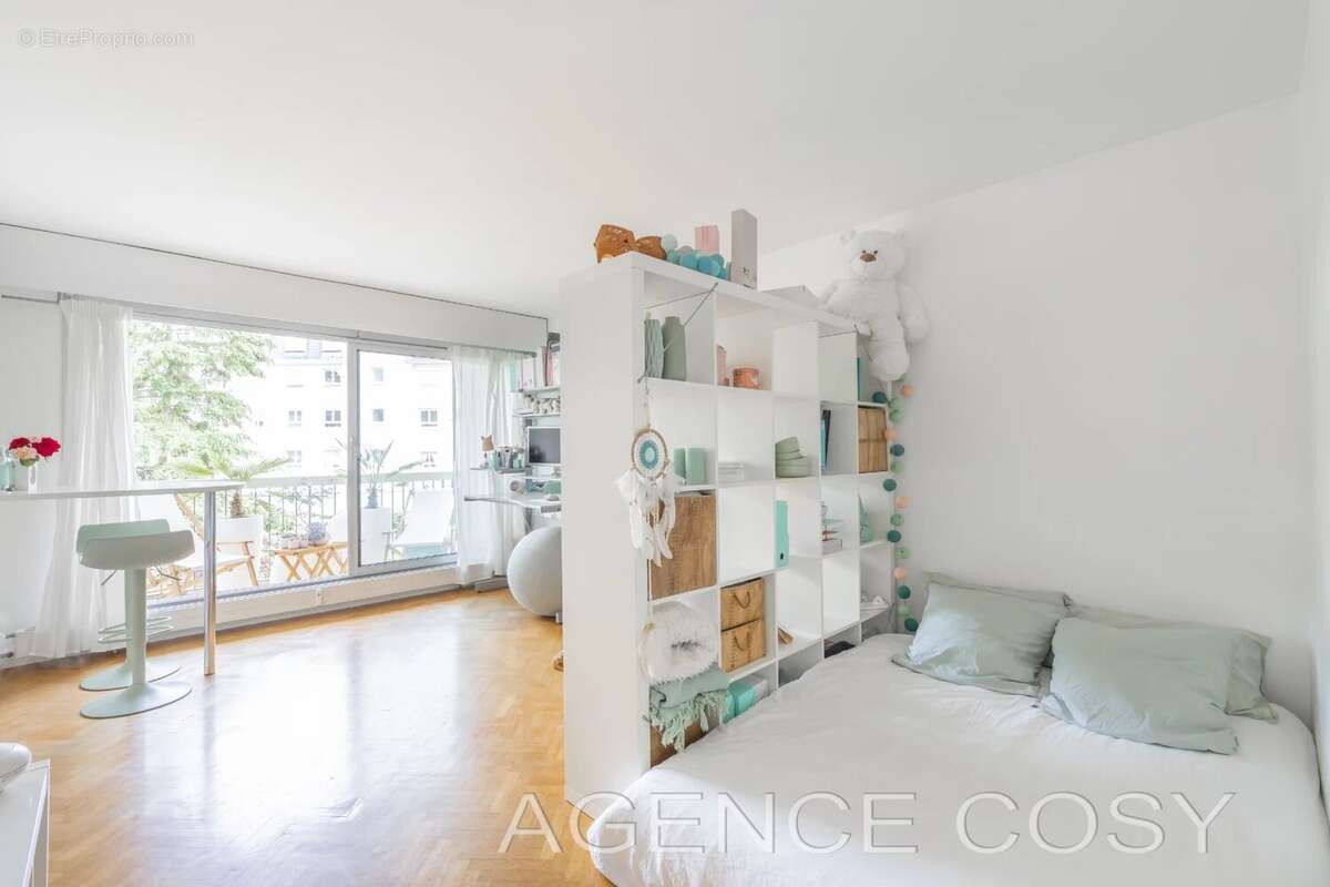 Appartement à VERSAILLES