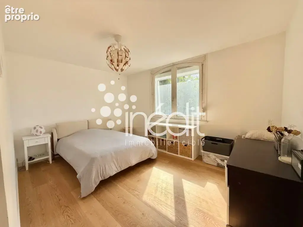 Superbe maison individuelle de 5 chambres, jardin et garage à la limite de Lambersart - photo 6