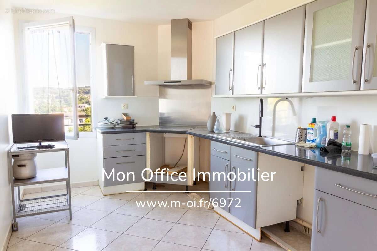 Appartement à MARSEILLE-11E