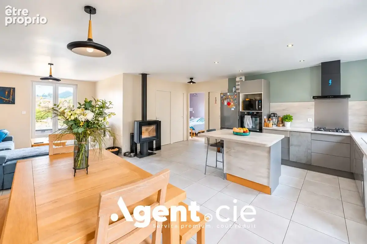 Maison 4 pièces 71 m² à vendre à Maizet (14210) - photo 1