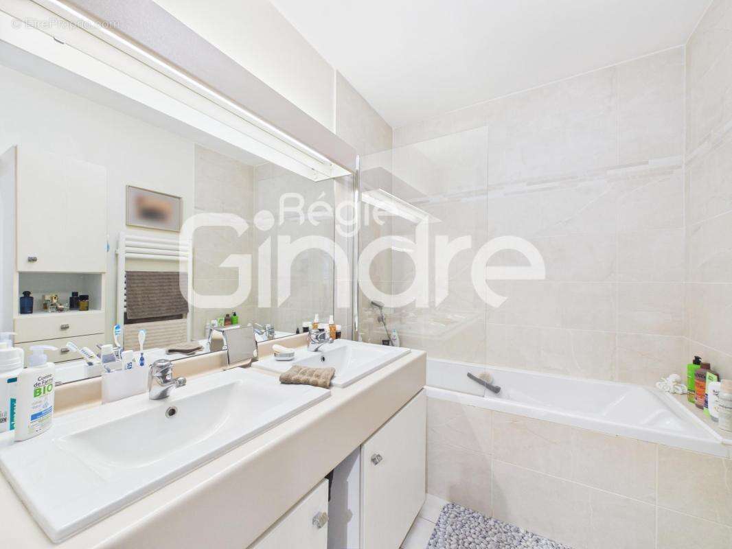 Appartement à LYON-4E
