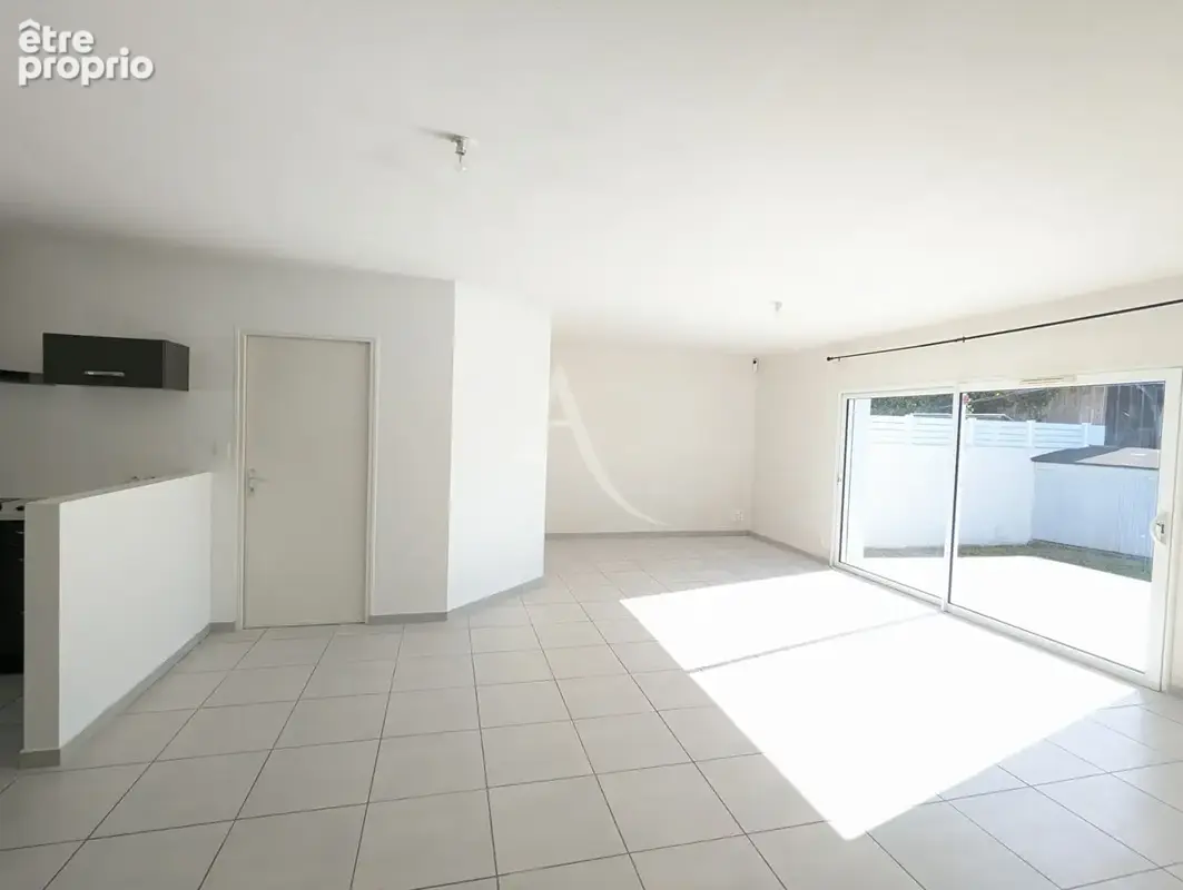 A vendre - maison - challans - photo 2