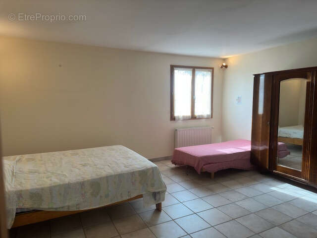 Maison à PERNES-LES-FONTAINES