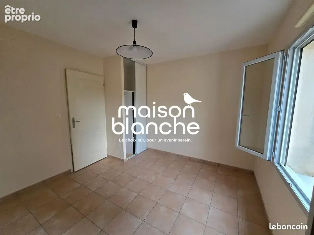 Maison 2 pièces 47 m² à vendre à Saint-Jean-D'angely (17400) - photo 3