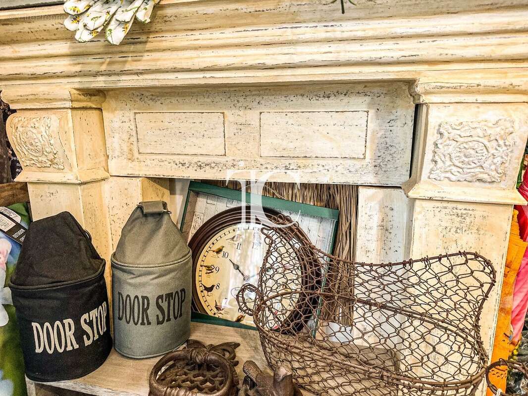 Commerce à SAINT-AMBROIX