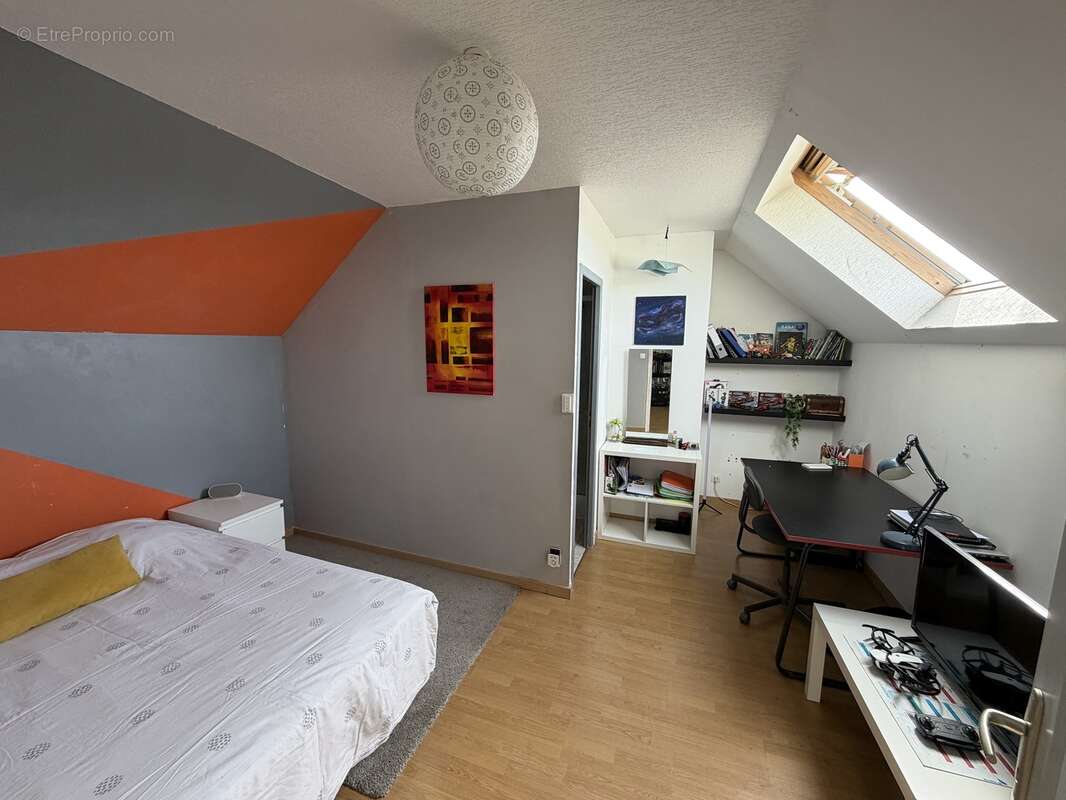 Maison à PIERRES