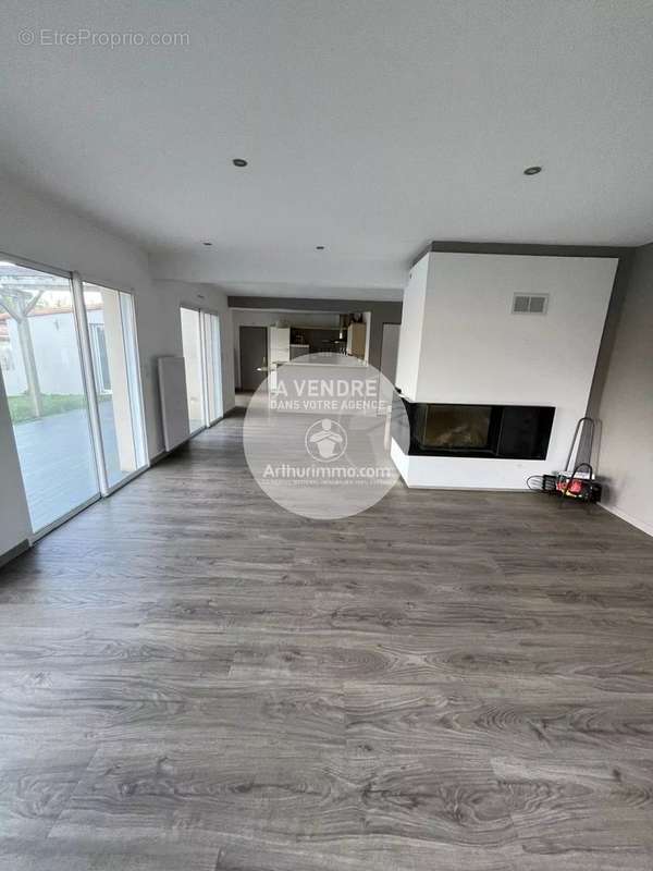 Maison à HAUTE-GOULAINE