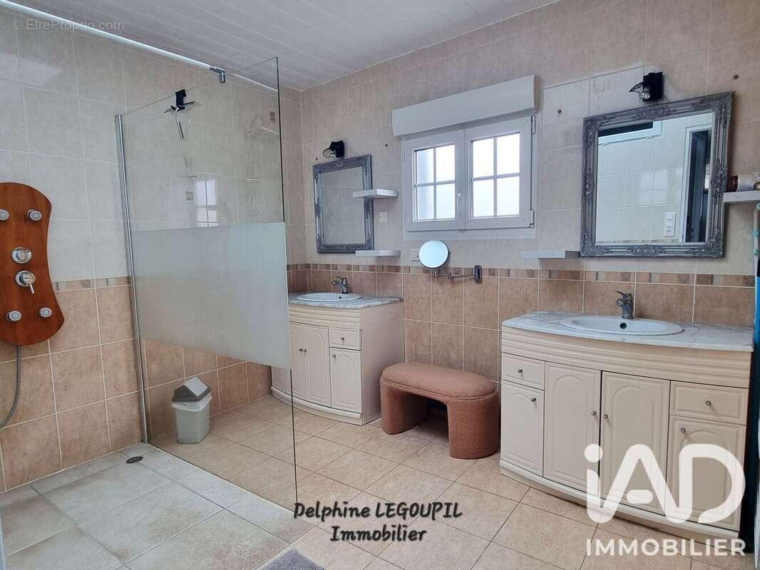 Maison 104 m² à Reville  - photo 5