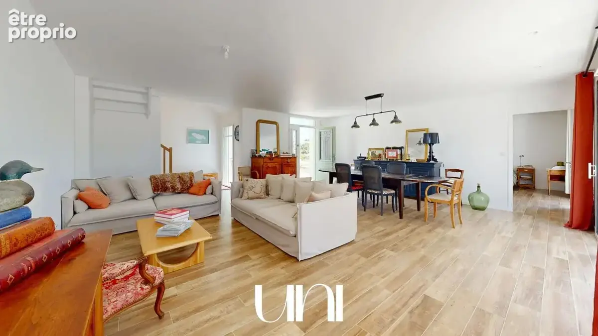 Maison 9 pièces de 224 m2 en cœur de Bourg - Groix - photo 11