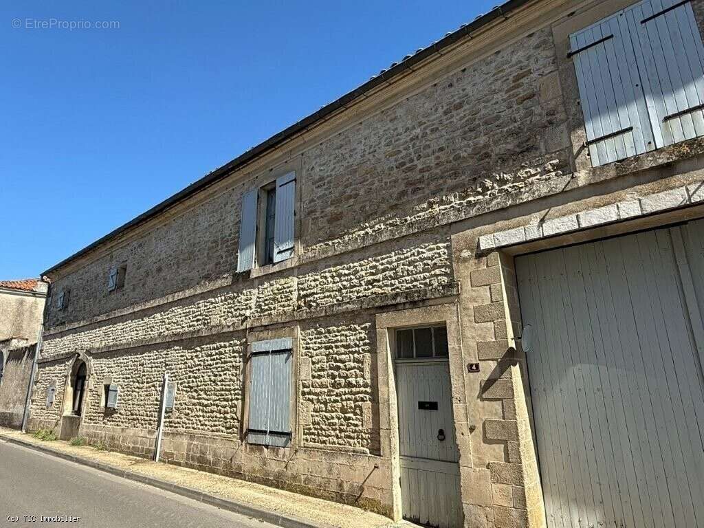 Vaste Maison de Village Avec Piscine Chauffée - photo 49