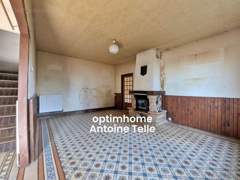 Maison à SAINT-BENIN