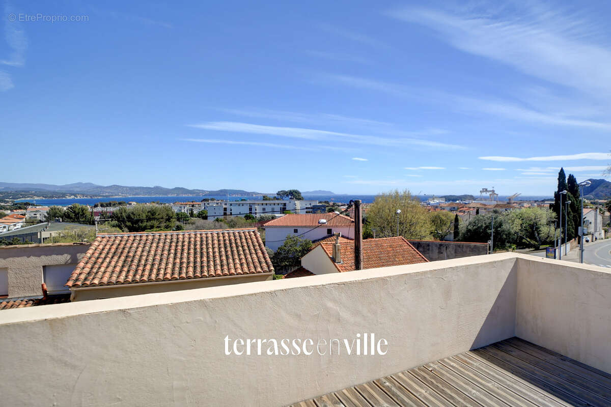 La ciotat - maison d'architecte  - t4 - 100 m2 - lumineuse - parcelle - 430m2  - 775 000 € - photo 3