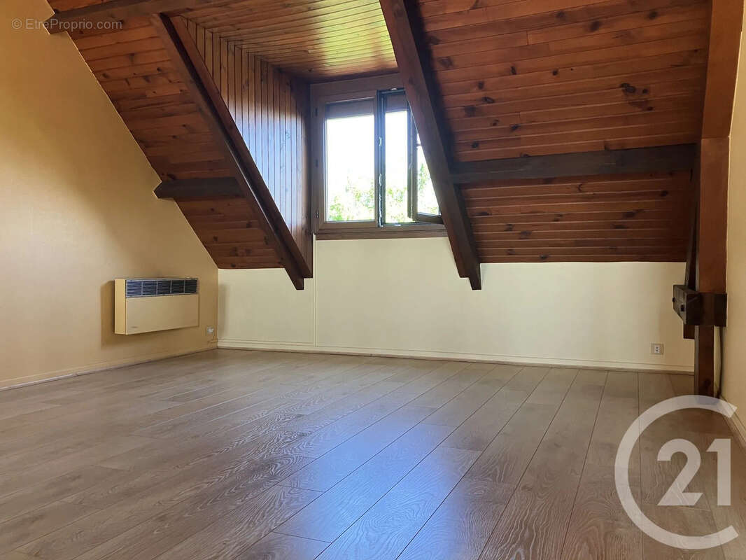 Maison 145 m² à Recy  - photo 23