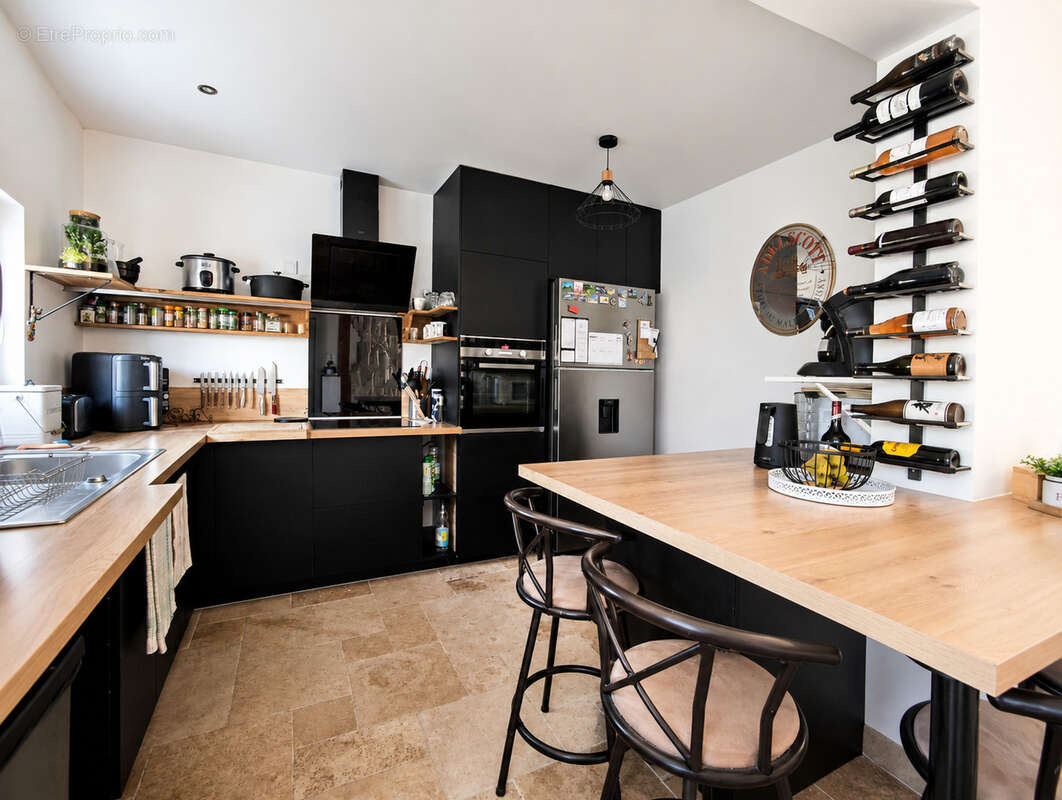 QUARTIER ST CYBARD : Maison 3 chbs avec jardin - photo 4
