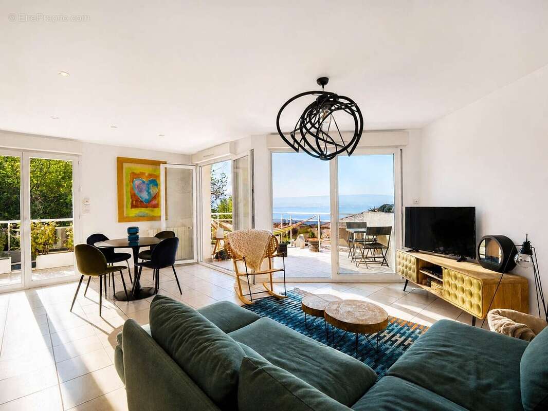 Appartement à EVIAN-LES-BAINS