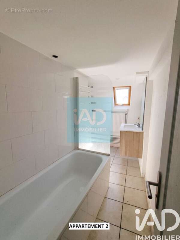 Photo 6 - Appartement à VILLENEUVE-SUR-YONNE