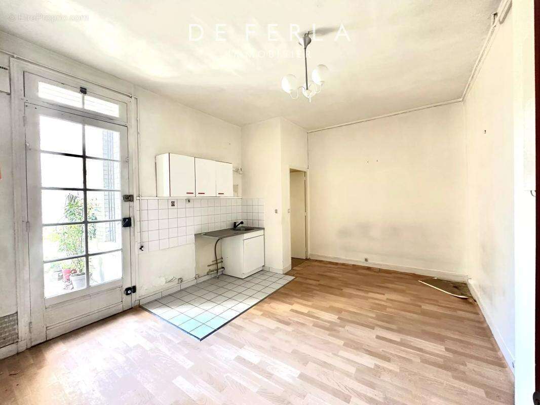 PARIS XIVème - Appartement 2 pièces - Calme et luminosité - photo 2