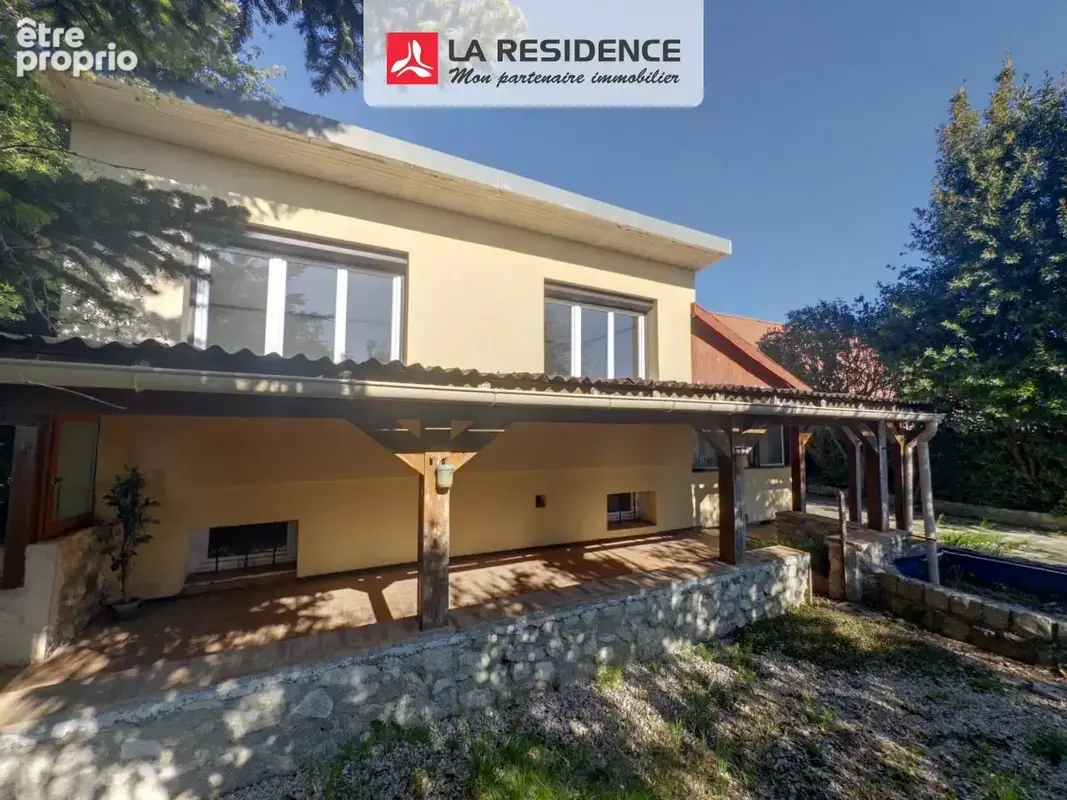 Photo Maison à Maule au prix de 230 000€