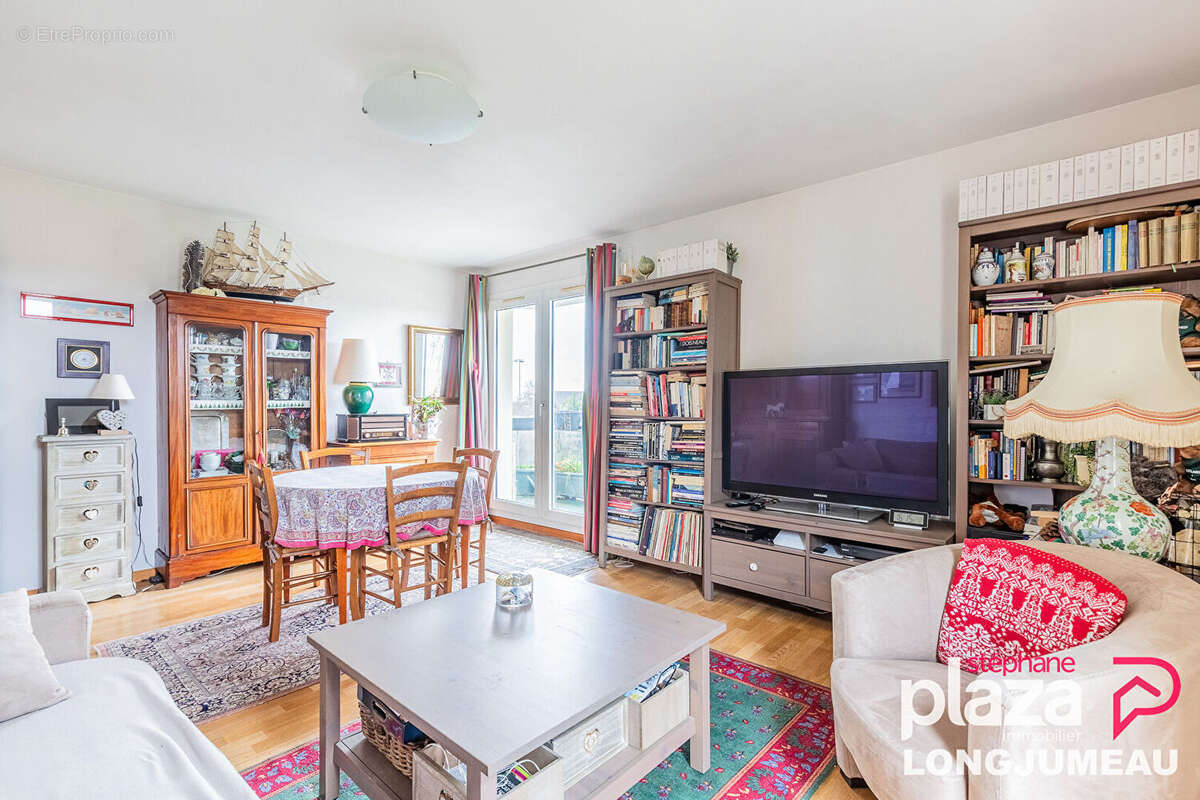 Appartement à EPINAY-SUR-ORGE